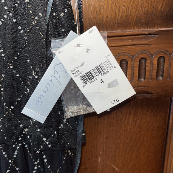 NWT Size 4 Liliana Black Beaded Cocktail Dress - Picture 2 of 4